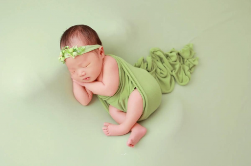 怒江八个月宝宝老是使劲